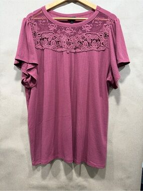 torrid Rose Pink Lace Yoke Short Sleeve Top